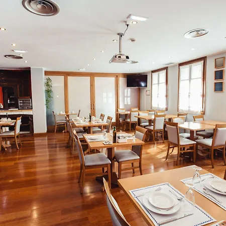 מלון El Sella 3*